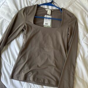 H&M Women’s longsleeve